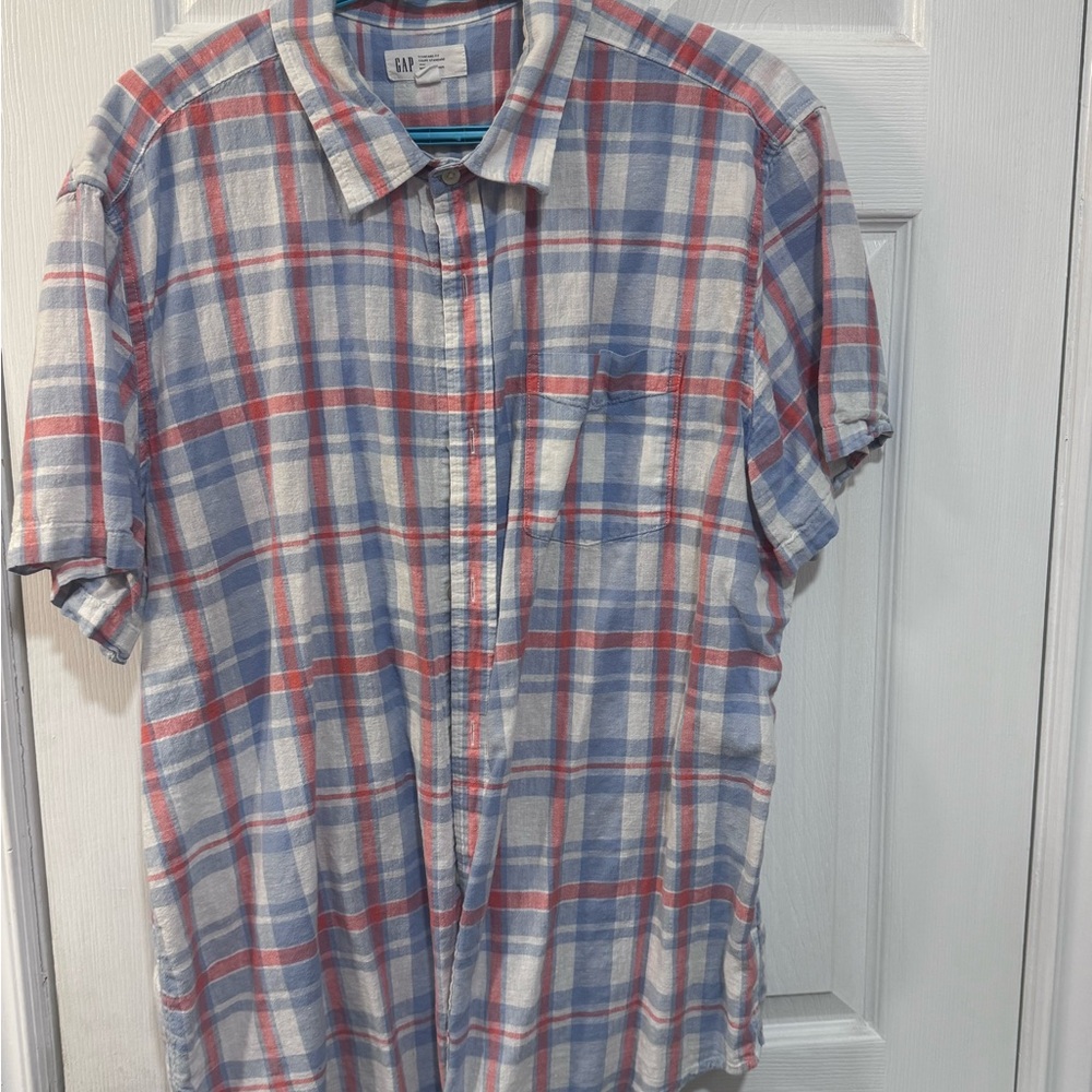 GAP Men's Casual Plaid Shirt in Blue and Red
